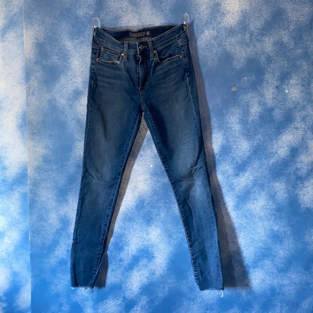 Skinny jeans